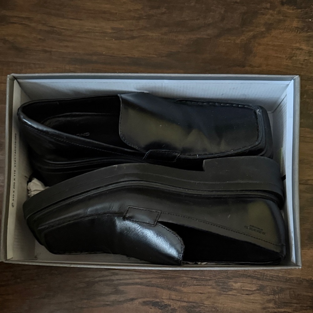 Vagabond Black Leather Loafers size 40